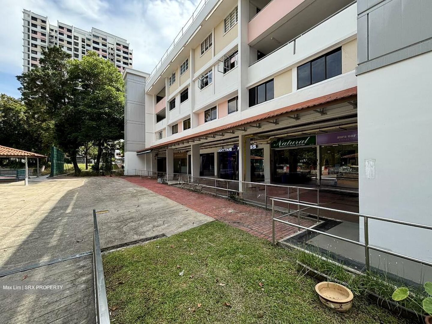Clementi Avenue 2 Shopping Centre (D5), Shop House #570460471